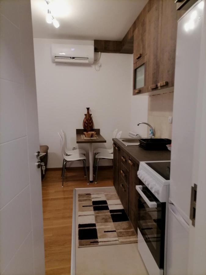 Apartman Ana Ni Eksteriør bilde