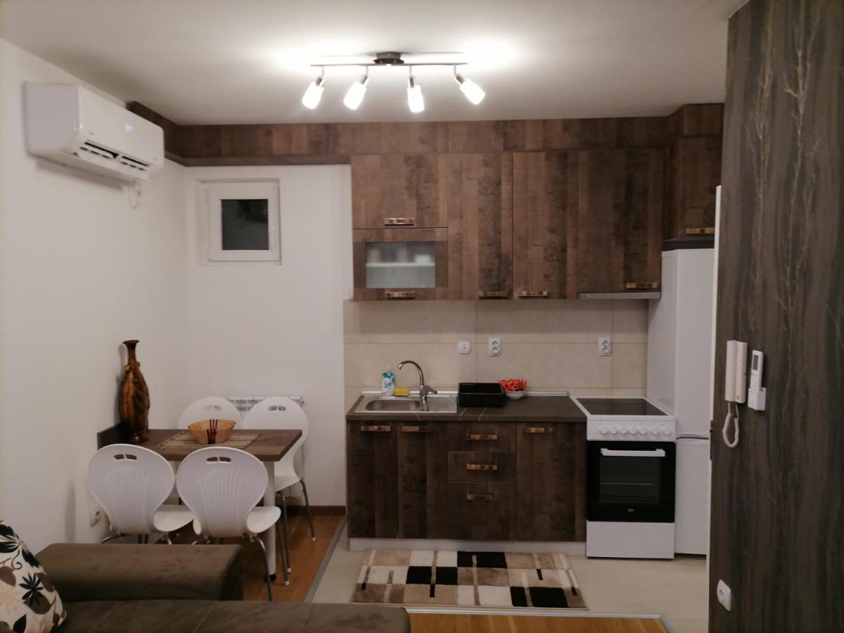 Apartman Ana Ni Eksteriør bilde